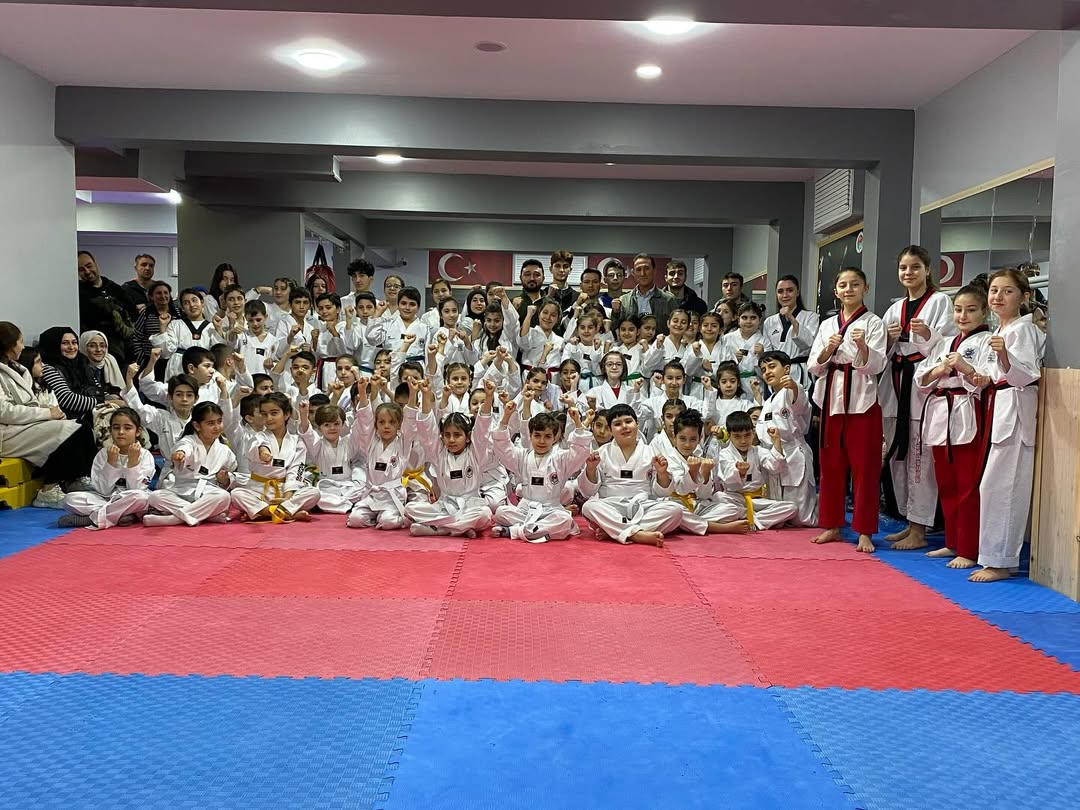 Kulüp Galerisi